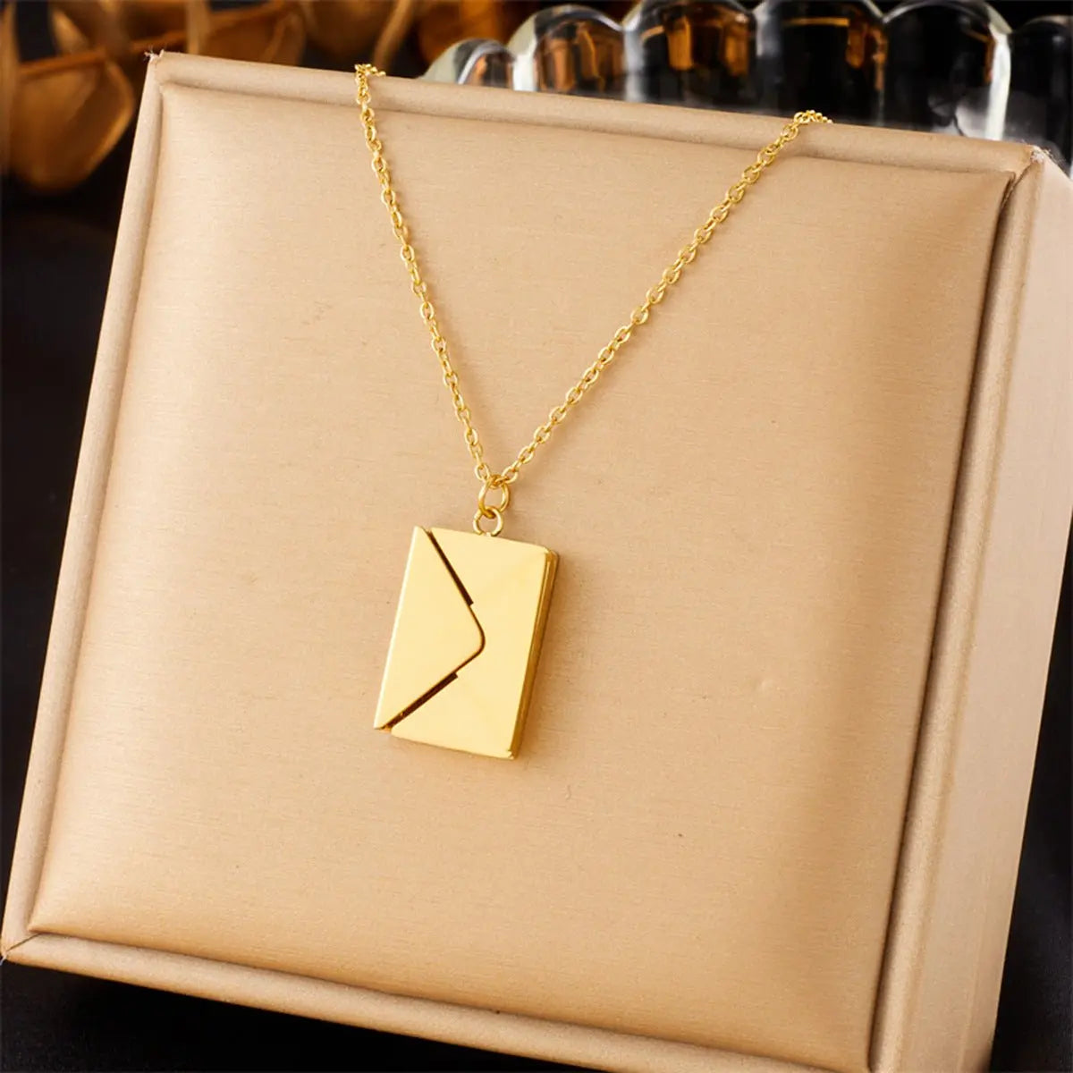 Simple Personality Envelope Pendant Necklace Fashion Retro Advibe Studio